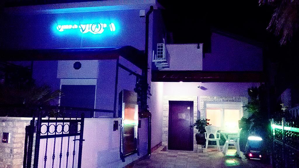 ApartHotel Viola Pjescana Uvala Exterior foto