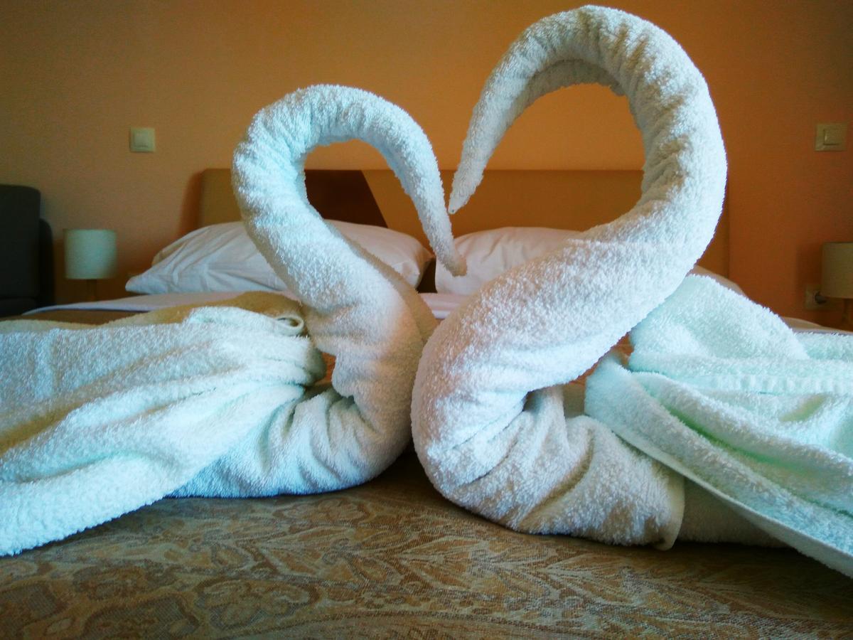 ApartHotel Viola Pjescana Uvala Exterior foto