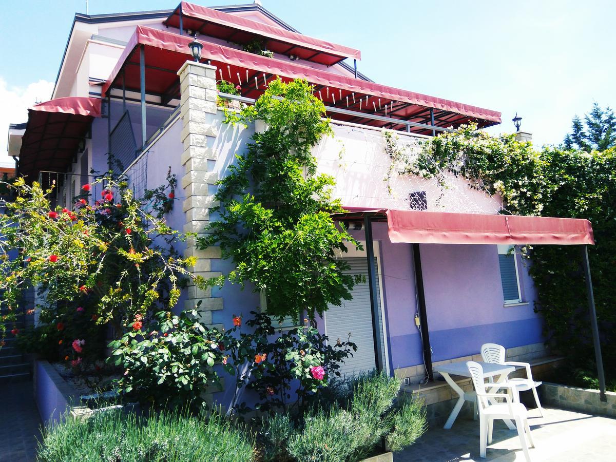 ApartHotel Viola Pjescana Uvala Exterior foto